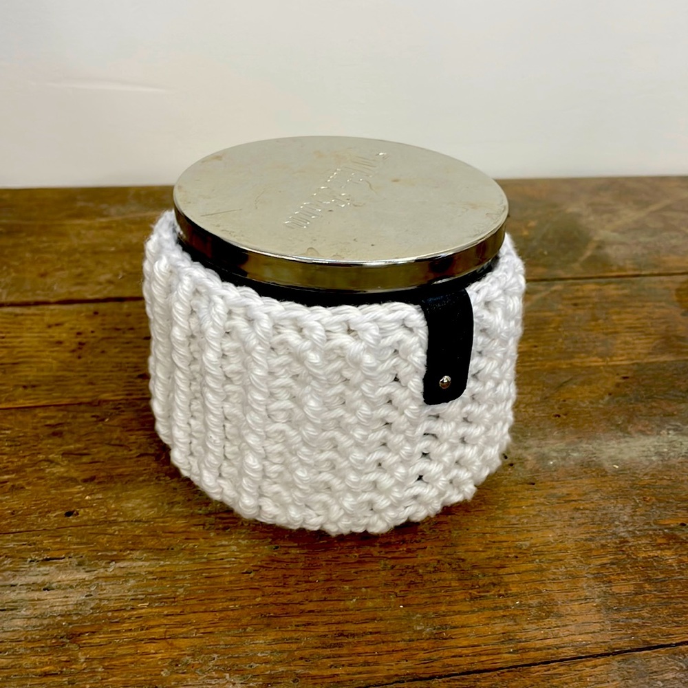 Crocheted candleholder